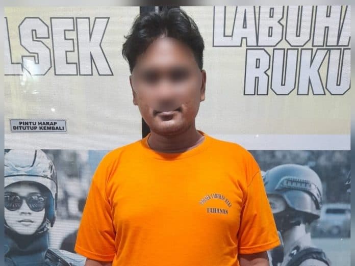 jurtul_togel_lagi_nulis_pesanan_diciduk_polsek_labuhan_ruku
