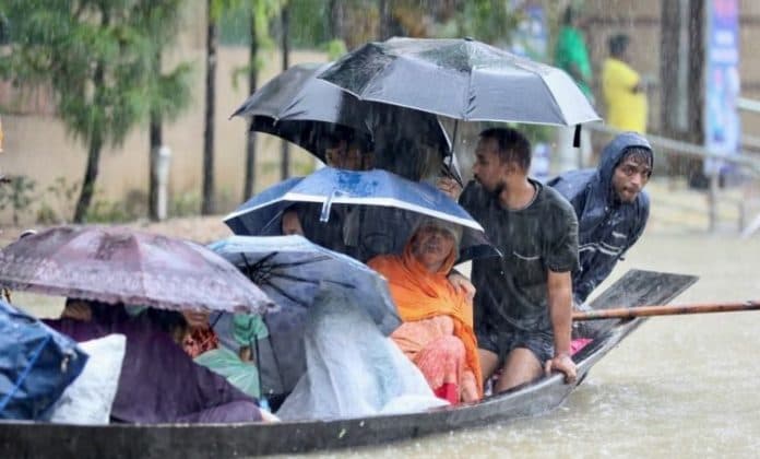 jutaan_korban_banjir_besar_bangladesh_dan_india_menunggu_bantuan