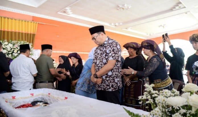 kades_bekukul_kecamatan_namorambe_tutup_usia_karena_sakit