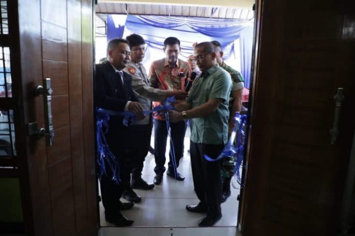 kadis_kominfo_resmikan_penggunaan_kantor_smsi_asahan_tanjungbalai