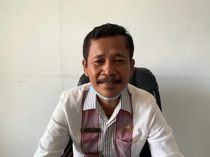 kadis_pendidikan_simalungun_zocson_silalahi_dicopot_dari_jabatan