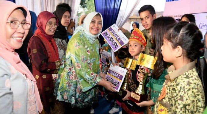 kadis_perpustakaan_sumut_harapkan_minat_literasi_memberi_ruang_bagi_pelajaran_dan_mahasiswa