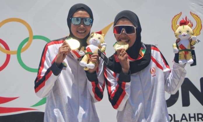 kalahkan_jabar_voli_pantai_putri_jateng_raih_medali_emas