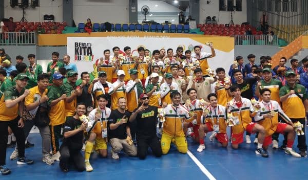 kalahkan_jatim_2_1_kaltim_raih_emas_cabor_futsal_putra_pon_2024