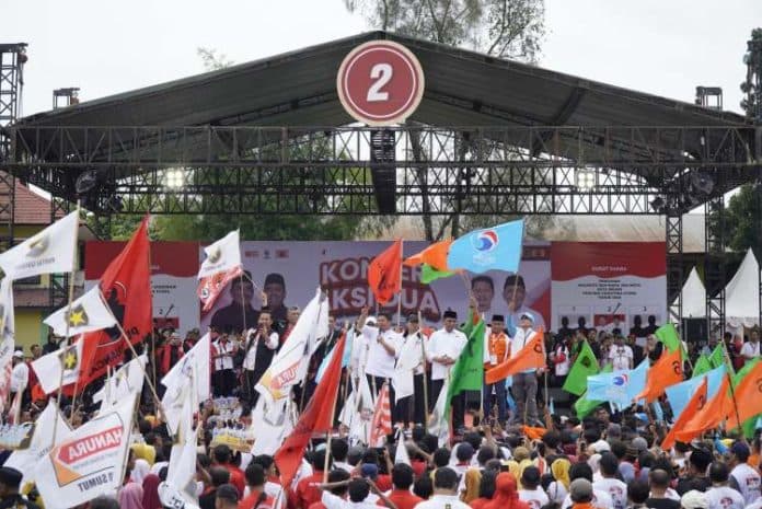 kampanye_akbar_ridha_rani_pastikan_ada_nasi_panas_di_setiap_rumah