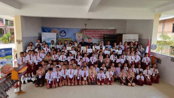 kampanye_gemarikan_regal_springs_indonesia_dukung_olimpiade_pelajar_di_samosir