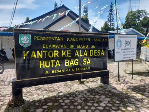 kampung_huta_bagasan_akan_teraliri_listrik_akhir_tahun_ini