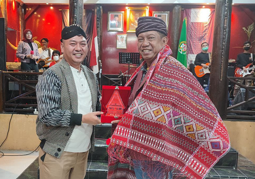 kampung_tapanuli_kolaborasi_wisata_ala_bupati_taput_dan_wali_kota_yogyakarta