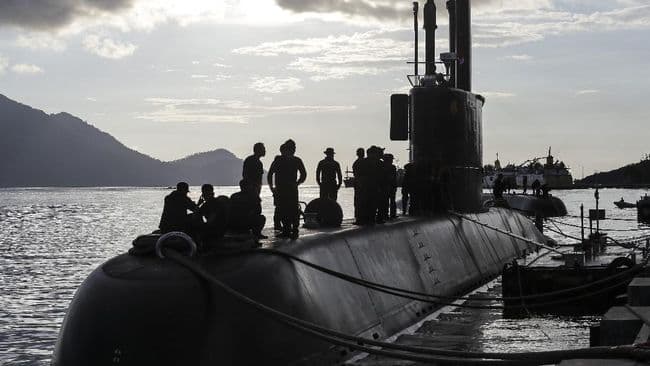 kapal_selam_tni_kri_nanggala_hilang_bersama_53_awak