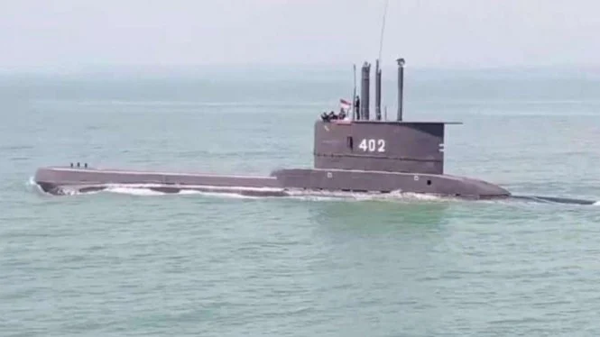 kapal_selam_tni_nanggala_402_lakukan_kontak_setelah_21_jam