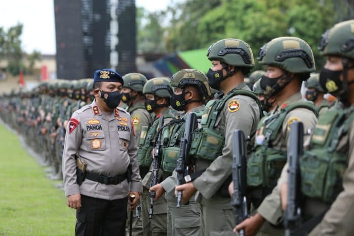 kapolda_sumut_sambut_kepulangan_205_personel_satgas_amole_dari_papua