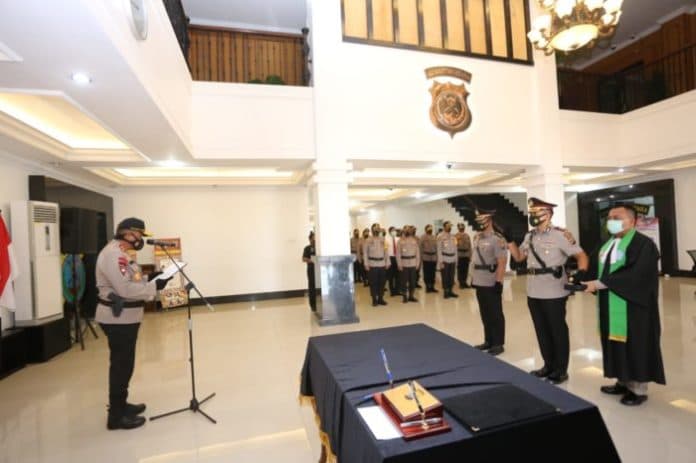 kapoldasu_lantik_akbp_ronny_nicolas_sidabutar_sebagai_kapolres_humbahas