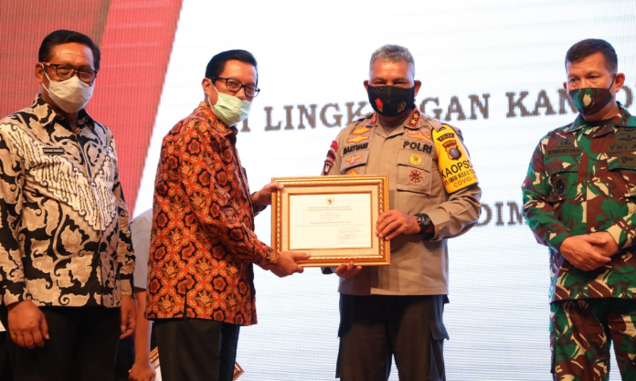 kapoldasu_terima_penghargaan_dari_kementerian_atrbpn