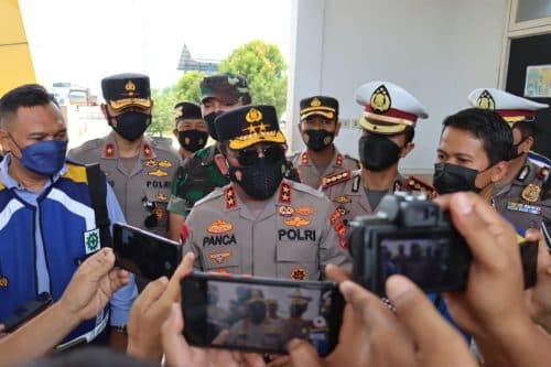 kapoldasu_tinjau_kesiapan_polres_tebing_tinggi_jelang_ops_ketupat_toba_2022
