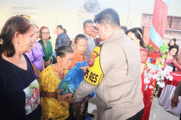 kapolres_batu_bara_jadikan_natal_sebagai_refleksi_spiritual