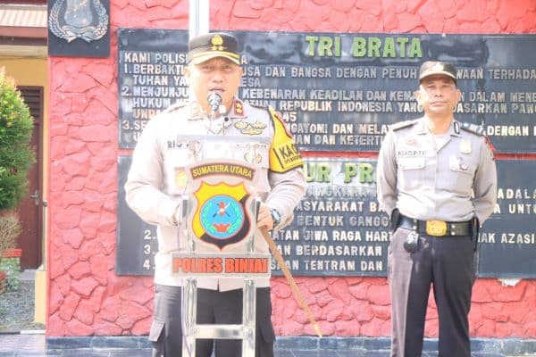 kapolres_binjai_pimpin_apel_kesiapan_pengamanan_tps_pemilu_2024