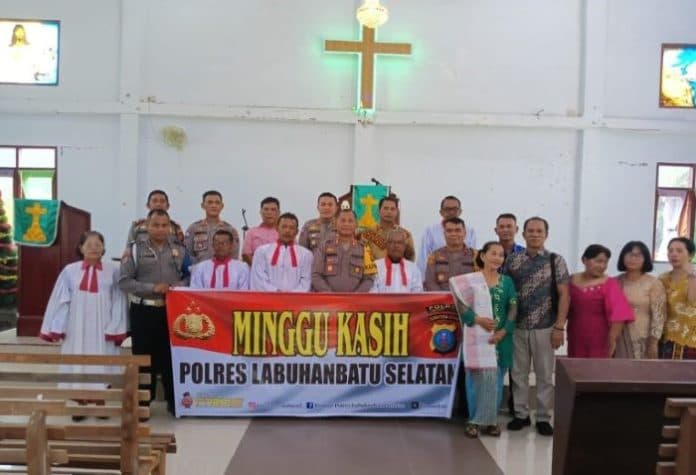 kapolres_labusel_ajak_jemaat_gereja_jaga_kamtibmas_dan_perangi_narkoba