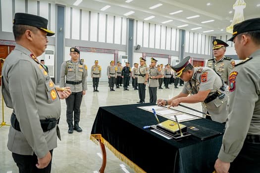 kapolres_nias_kini_dijabat_akbp_revi_nurvelani