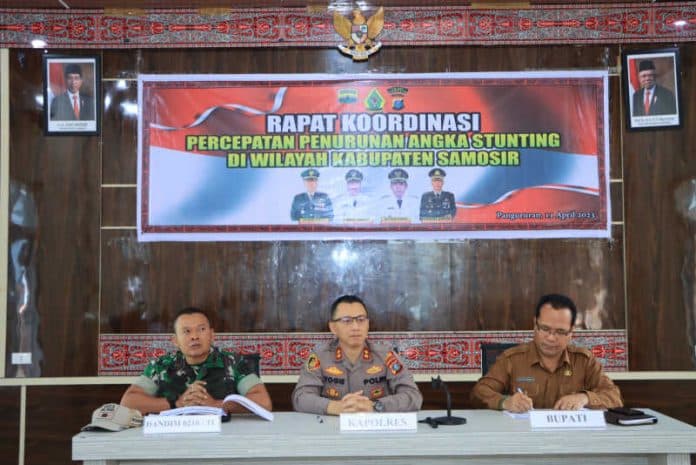 kapolres_samosir_pimpin_rapat_koordinasi_percepatan_penurunan_stunting