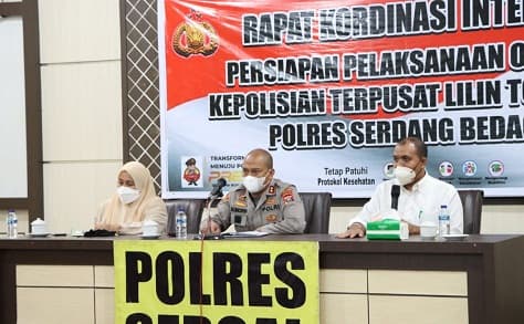 kapolres_sergai_pimpin_rapat_percepatan_vaksinasi_covid_19_seperti_ini_targetnya