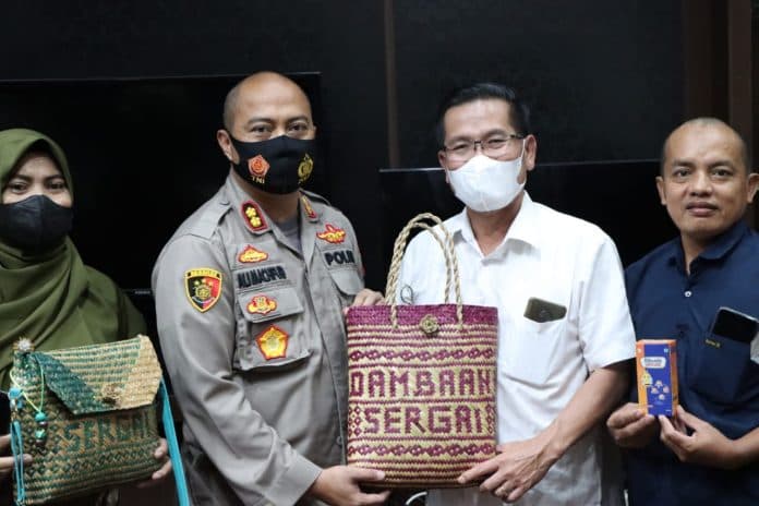 kapolres_sergai_terima_audiensi_pengurus_dewan_ukm_sergai