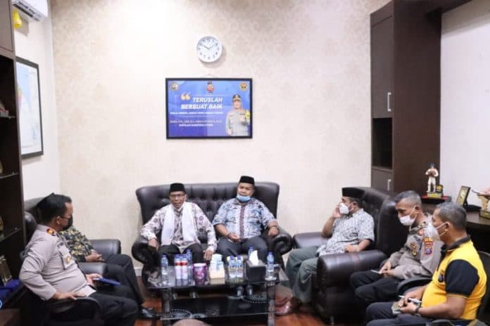 kapolres_sergai_terima_audiensi_pimpinan_pondok_pesantren_darul_mukhlisin