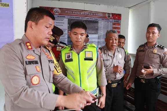 kapolres_simalungun_uji_petik_aplikasi_sot_polri_di_parapat
