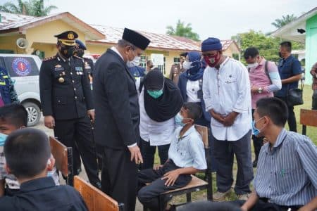 kapolres_tebing_tinggi_kita_tak_bisa_masuk_mal_kalau_belum_divaksin