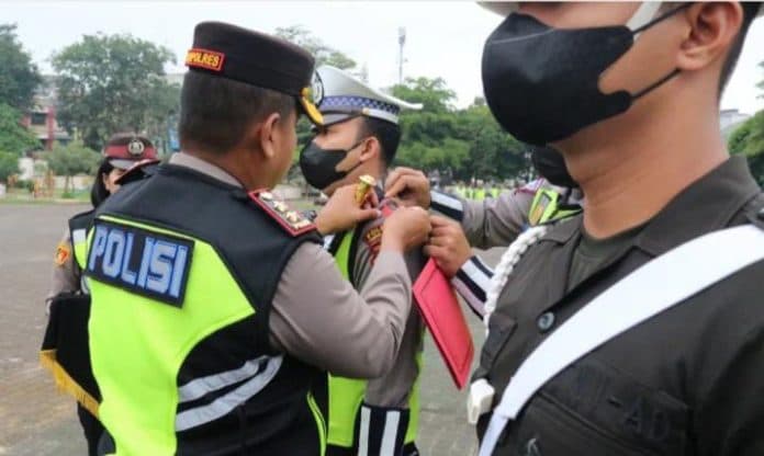 kapolres_tebing_tinggi_pimpin_apel_gelar_pasukan_operasi_lilin_toba_2022