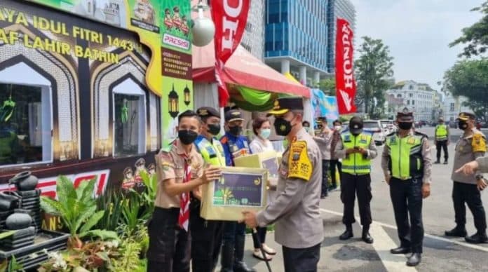 kapolrestabes_medan_cek_kesiapan_pos_pam_lapangan_merdeka