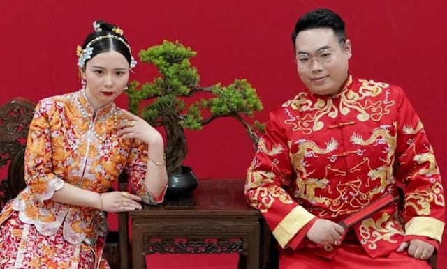 karantina_dicabut_pernikahan_kembali_berlanjut_di_wuhan