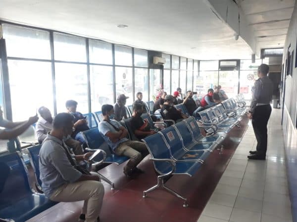 kasat_lantas_silaturahmi_dengan_media_ajak_pers_jadi_pelopor_keselamatan_berlalulintas