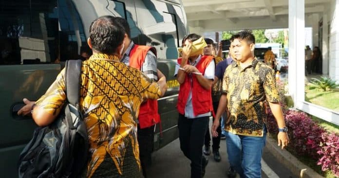 kasus_korupsi_pembangunan_jalan_provinsi_di_taput_kejatisu_tahan_3_tersangka