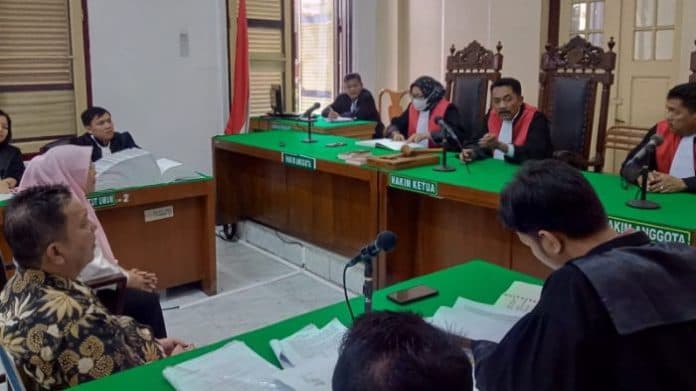kasus_korupsi_ppdb_nasib_mantan_kepala_man_3_medan_akan_ditentukan_8_juli