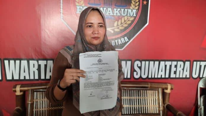 kasus_pelanggaran_uu_ite_pt_medan_diminta_perberat_hukuman_terdakwa_siti_sofiah