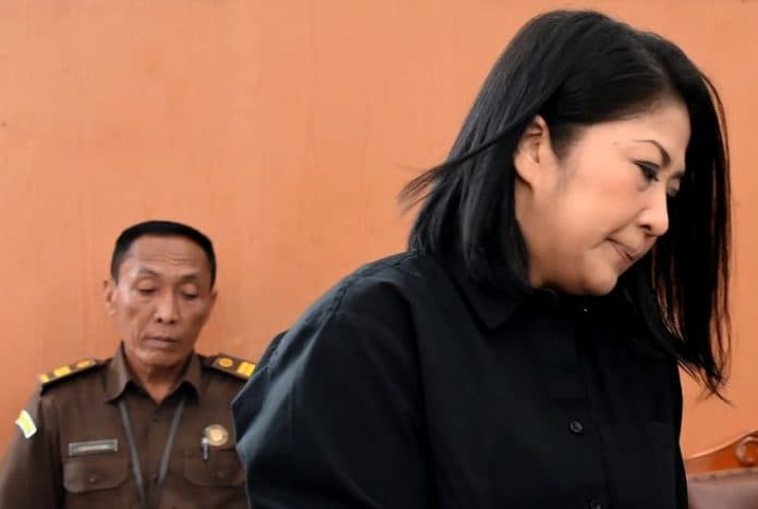 kasus_pembunuhan_yosua_putri_candrawathi_dituntut_8_tahun_penjara