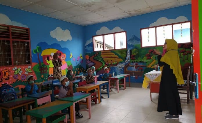 kbm_tatap_muka_di_siantar_kemenag_tak_pernah_mengizinkan