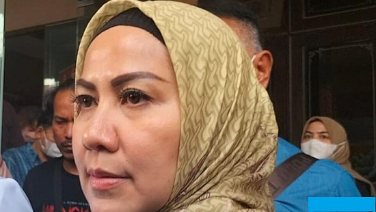 kdrt_venna_melinda_pastikan_bakal_gugat_cerai_ferry_irawan