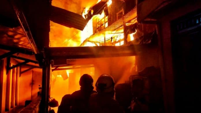 kebakaran_di_bar_vietnam_tewaskan_11_orang_satu_pengunjung_ditangkap