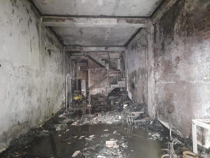 kebakaran_di_jalan_brigjen_zein_hamid_medan_tewaskan_seorang_penghuni_rumah