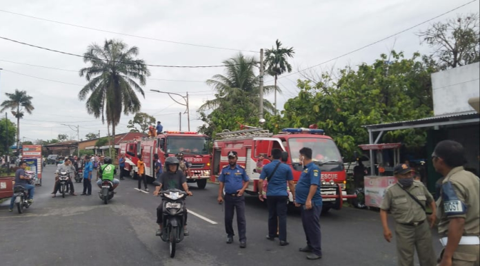 kebakaran_di_jalan_farel_pasaribu_ternyata_hoaks_4_damkar_putar_balik