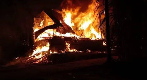 kebakaran_di_sumber_jaya_siantar_satu_korban_derita_luka_bakar