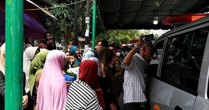 kebakaran_tewaskan_6_orang_di_medan_amplas_sugiman_menatap_anak_dan_menantunya_untuk_terakhir_kali