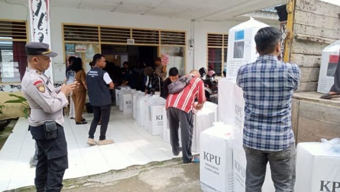 kecamatan_panei_terima_logistik_pemilu_siap_distribusi_ke_desa