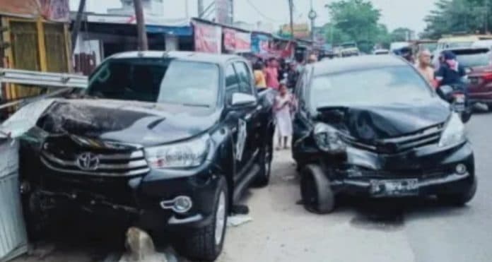 kecelakaan_beruntun_di_tebing_tinggi_tewaskan_seorang_anak