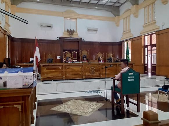 keceplosan_sebut_perintahkan_ambil_senjata_tak_terbukti_hakim_sentil_akbp_achiruddin