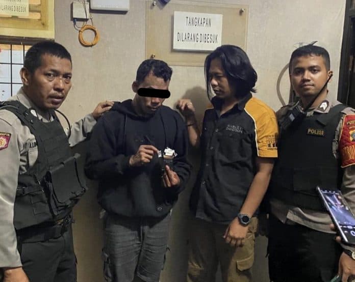 kedapatan_simpan_sabu_warga_labuhan_diringkus