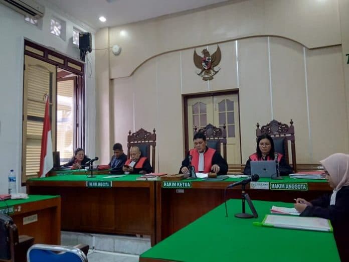 keenam_kalinya_sidang_tuntutan_3_terdakwa_kasus_2_kg_sabu_ditunda