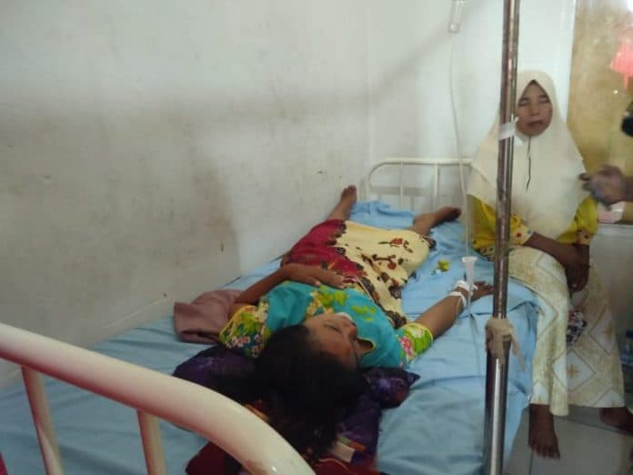 kejam_istri_nyaris_tewas_digorok_suami_di_depan_anaknya