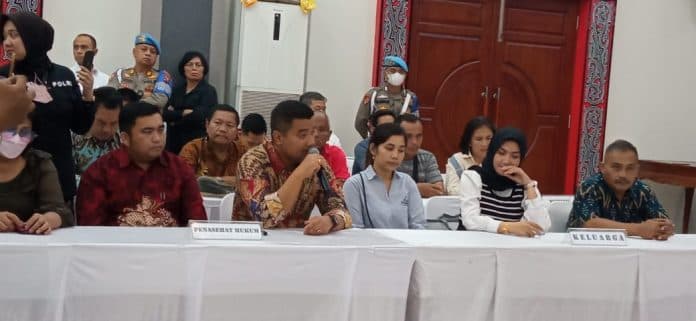 kejanggalan_kematian_terjawab_kuasa_hukum_dan_istri_almarhum_bripka_as_ucapkan_terimakasih